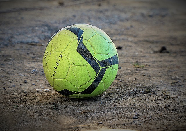 甲比赛中 甲比赛中